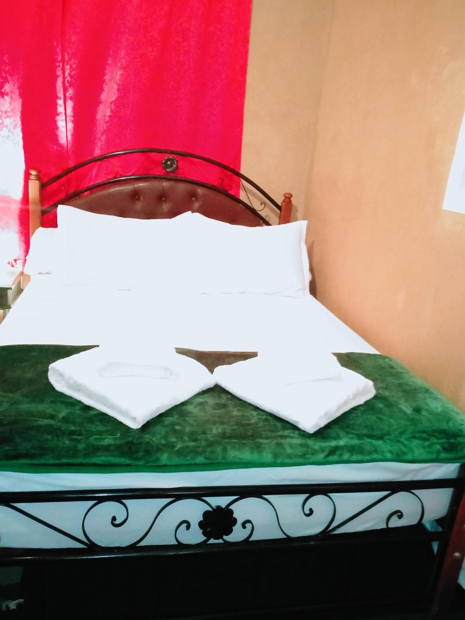 Maison D'Hotes Ghalil Tajda Esterno foto